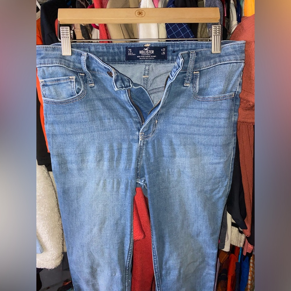 Hollister High Rise supper skinny jeans